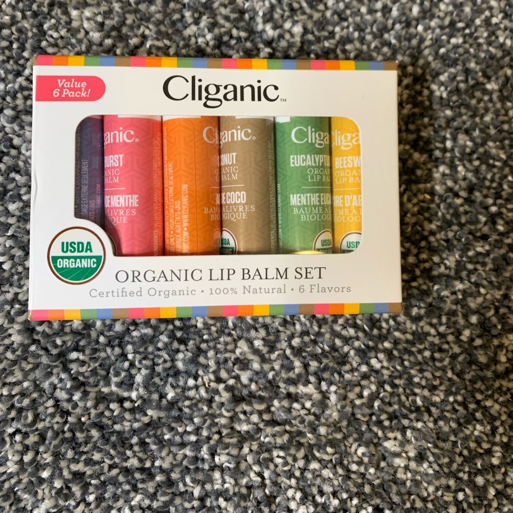 Organic lip balm